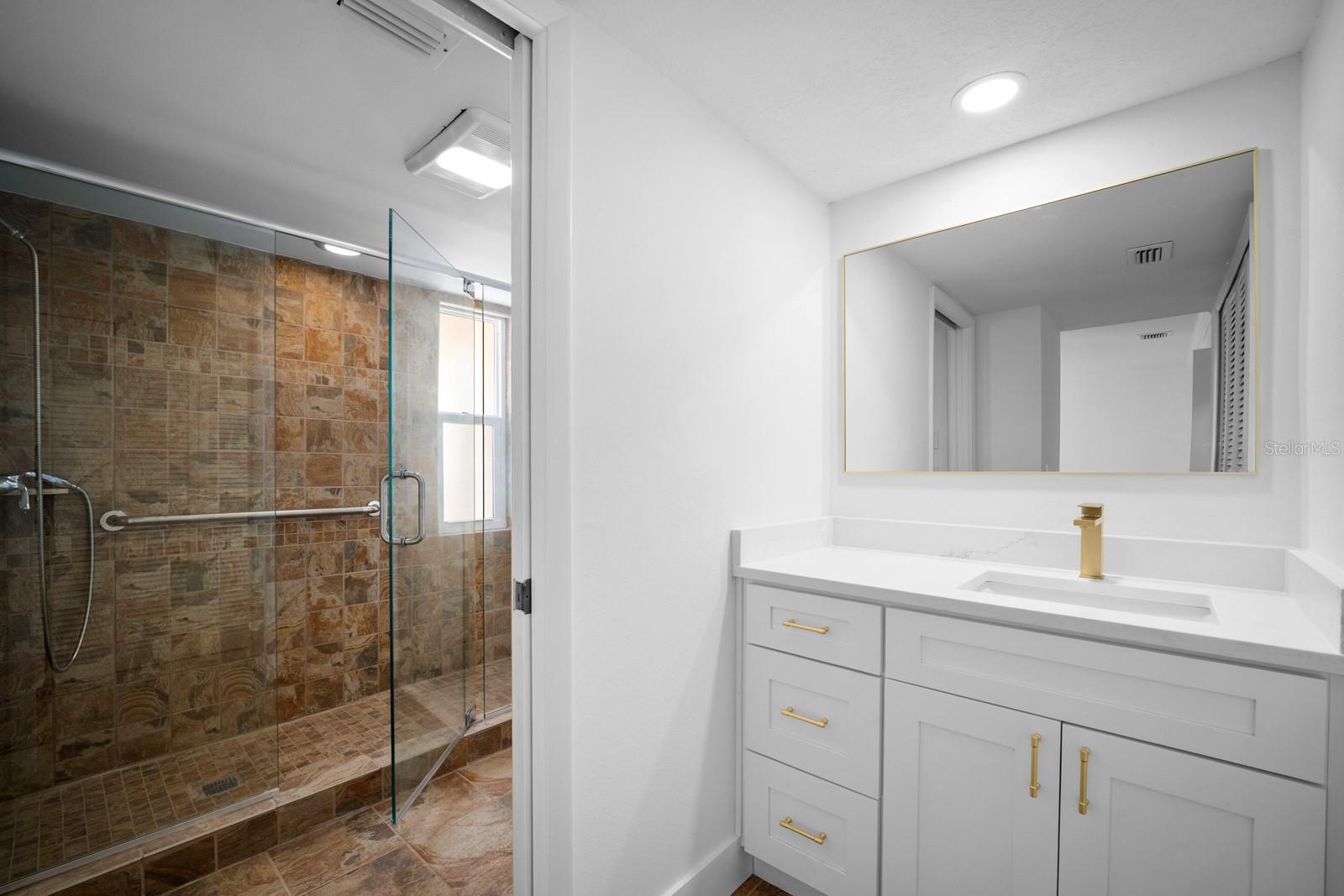 240 WINDWARD PASSAGE, #1001, Clearwater, FL 33767