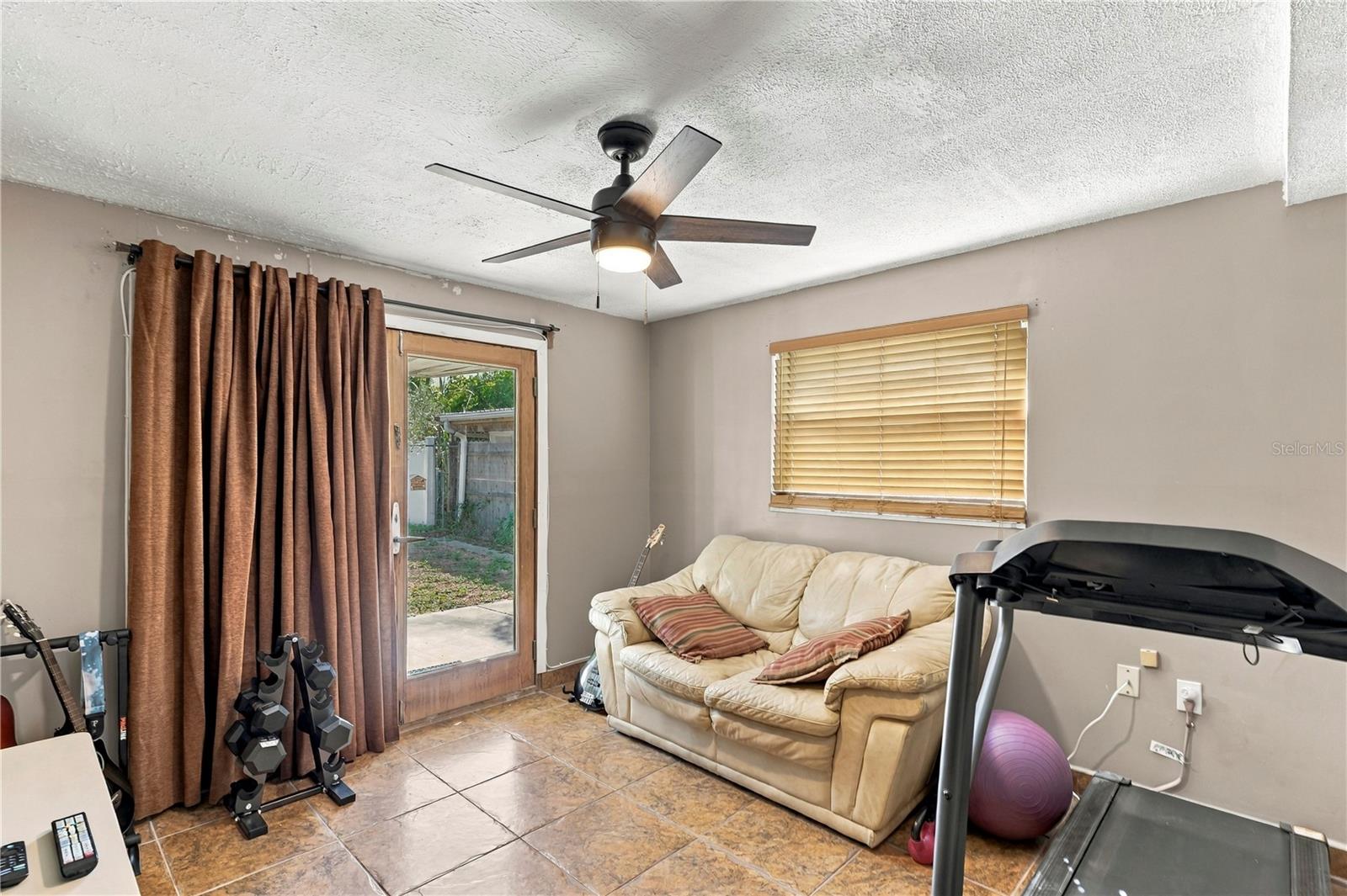 1042 VIKING DRIVE, Holiday, FL 34691