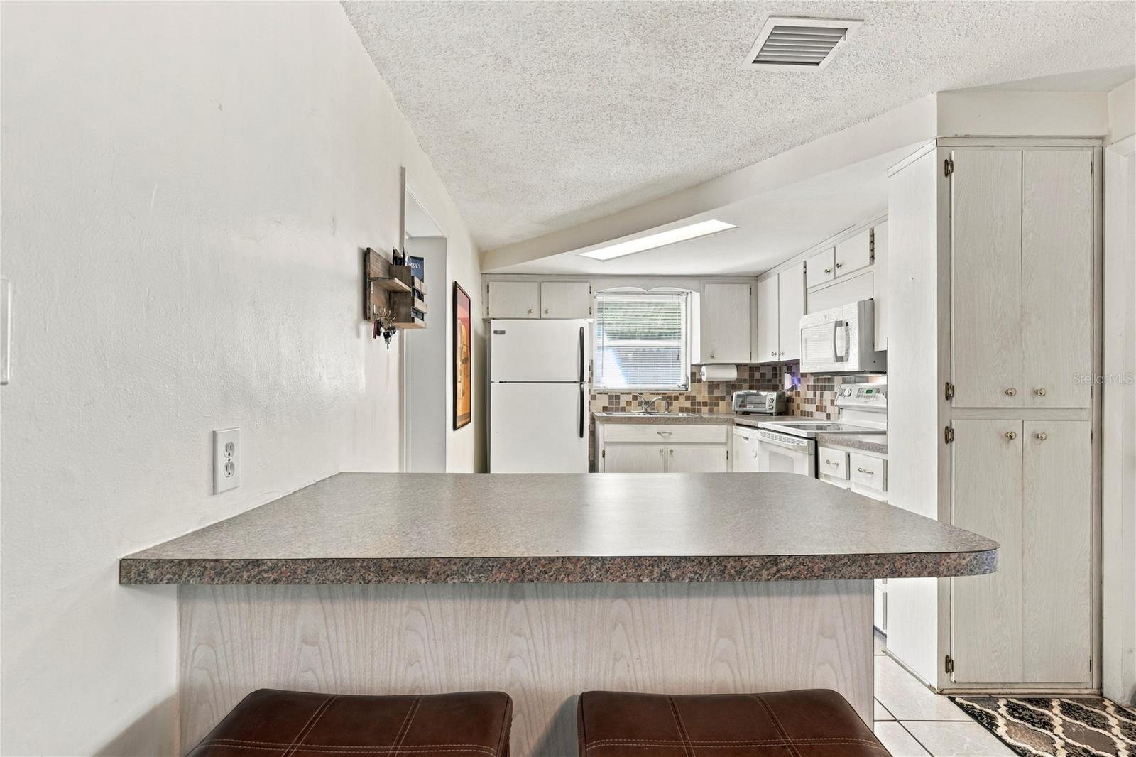 1042 VIKING DRIVE, Holiday, FL 34691