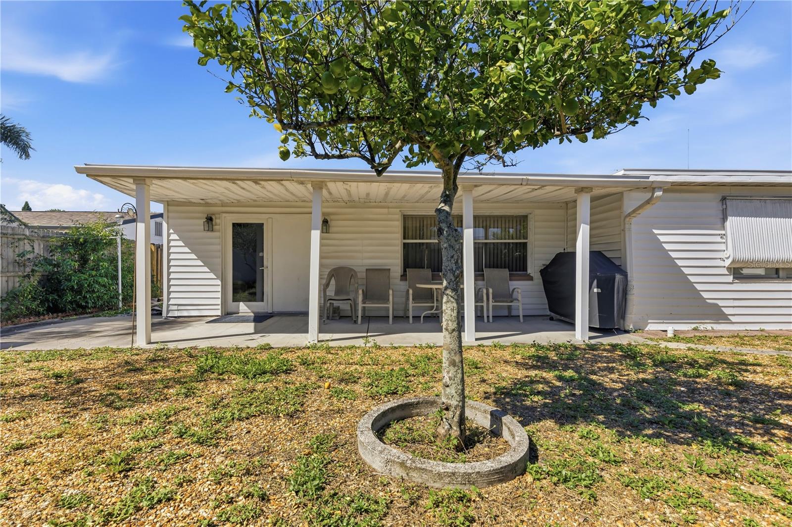 1042 VIKING DRIVE, Holiday, FL 34691