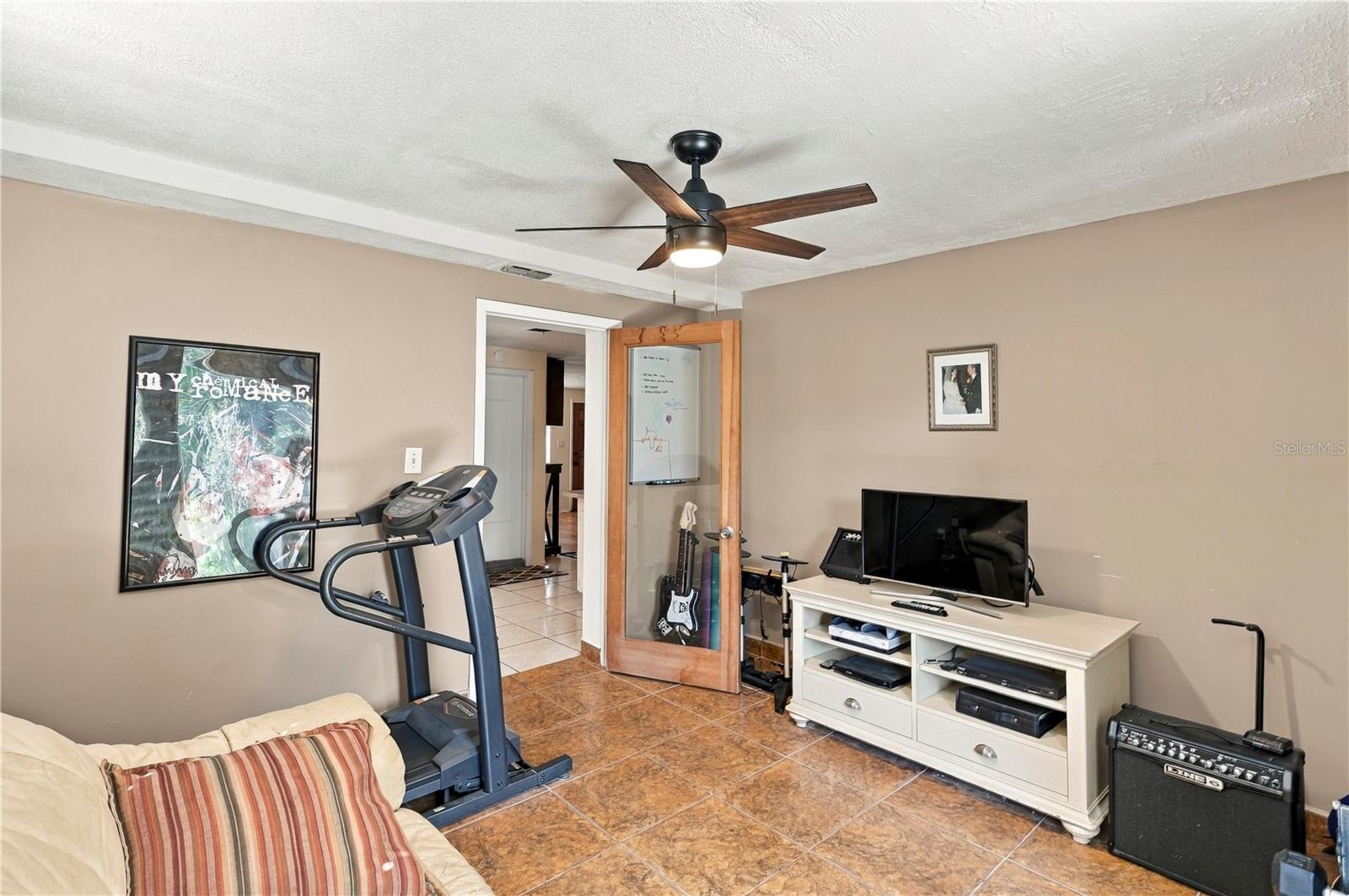1042 VIKING DRIVE, Holiday, FL 34691