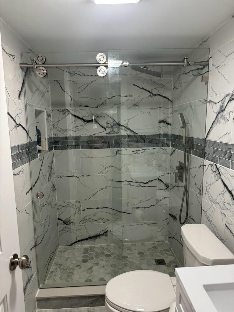 6108 BEACH AVENUE, Gibsonton, FL 33534