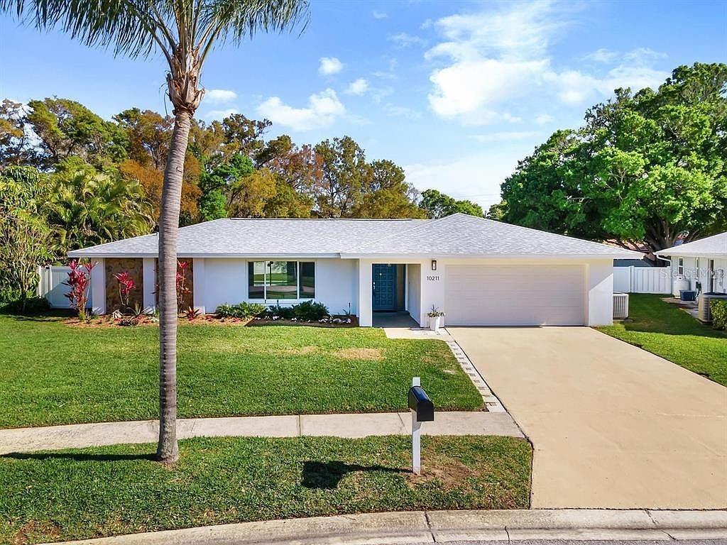 10211 135TH STREET, Largo, FL 33774