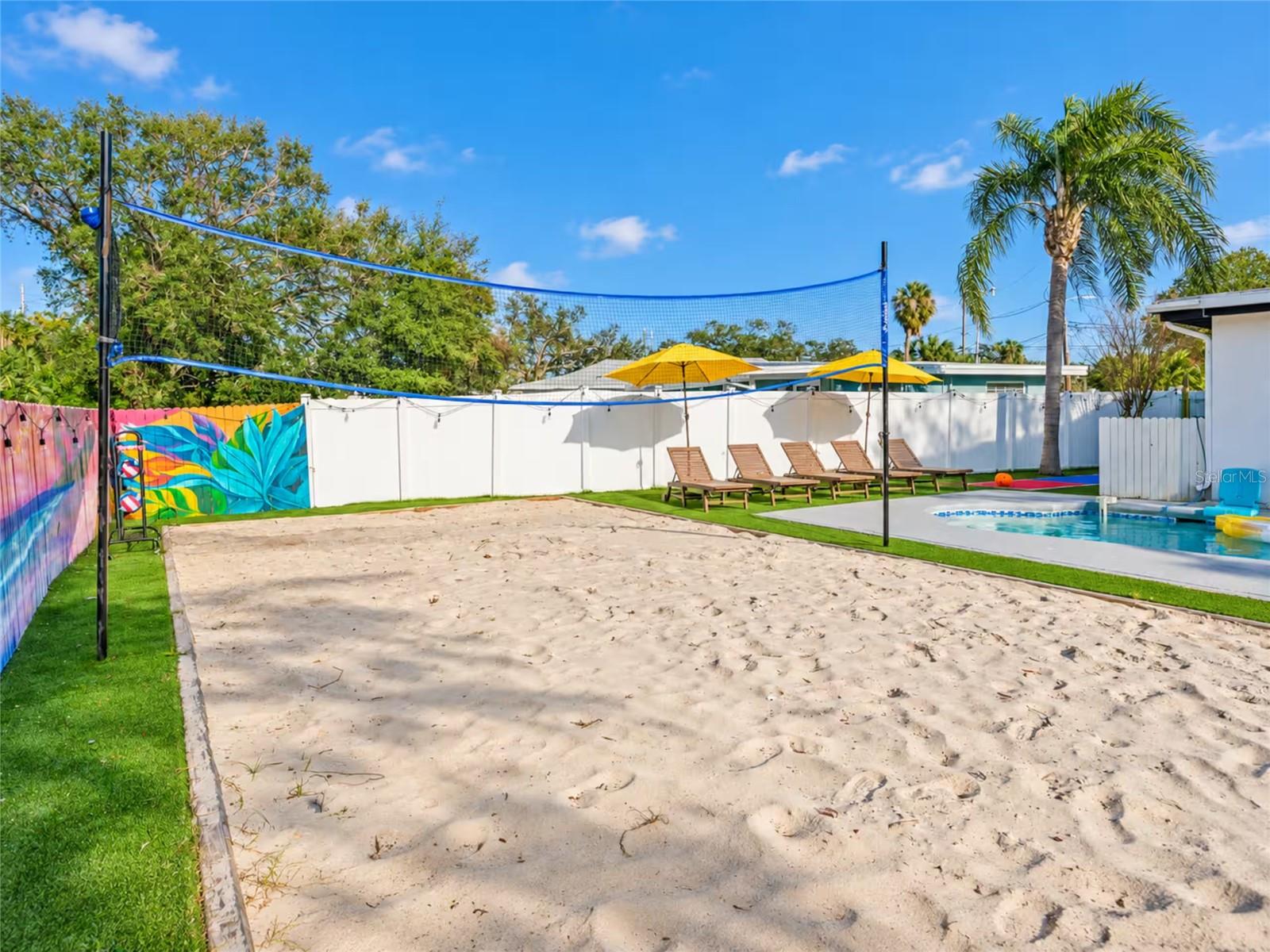 100 GATEWOOD DRIVE, Largo, FL 33770