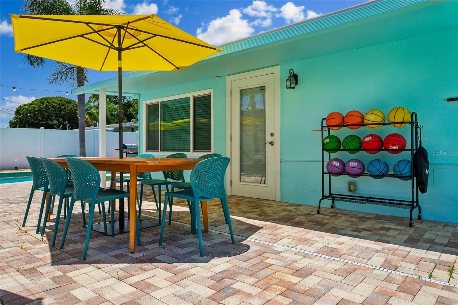 11668 83RD AVENUE, Seminole, FL 33772
