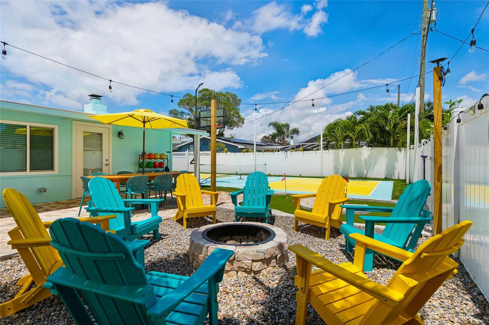 11668 83RD AVENUE, Seminole, FL 33772
