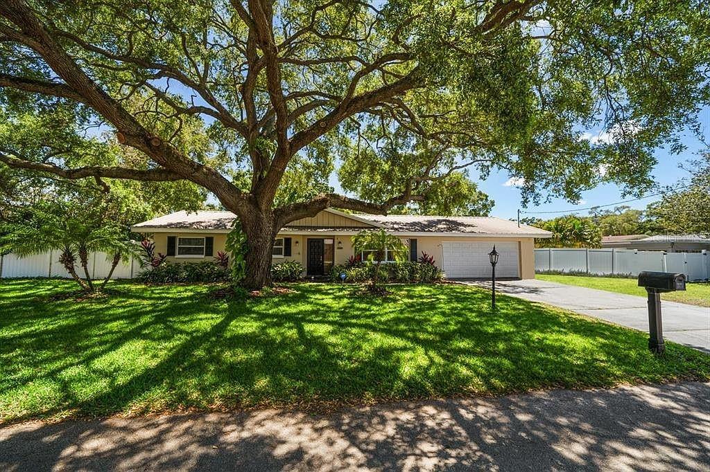 1980 1ST AVENUE SE, Largo, FL 33771 1980 1ST AVENUE SE, Largo, FL 33771