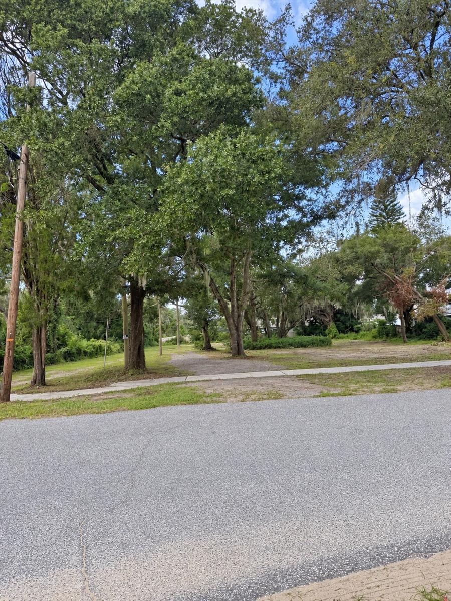 9703 CARR ROAD, Riverview, FL 33569