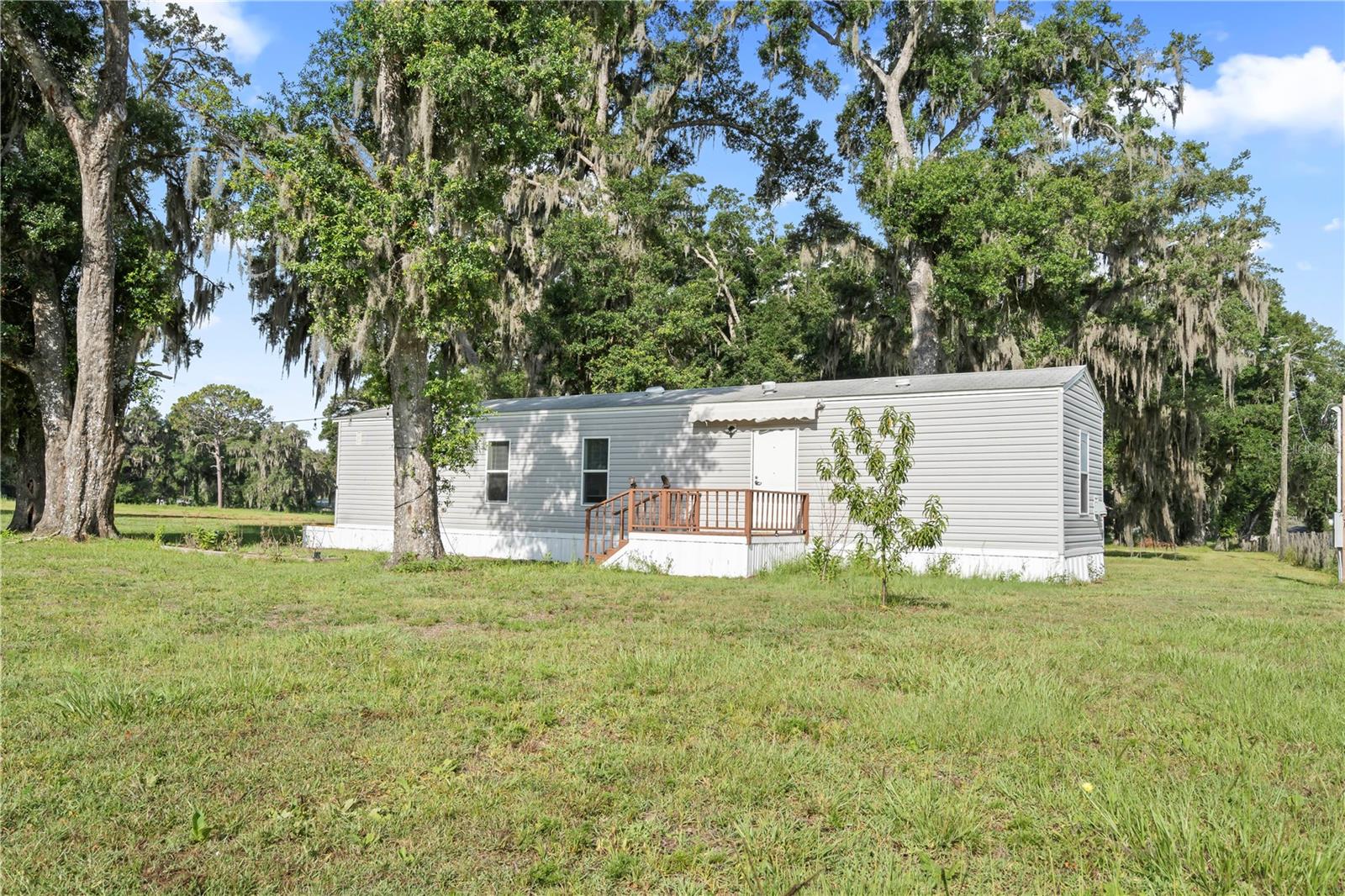 37952 CRYSTAL WAY, Dade City, FL 33523