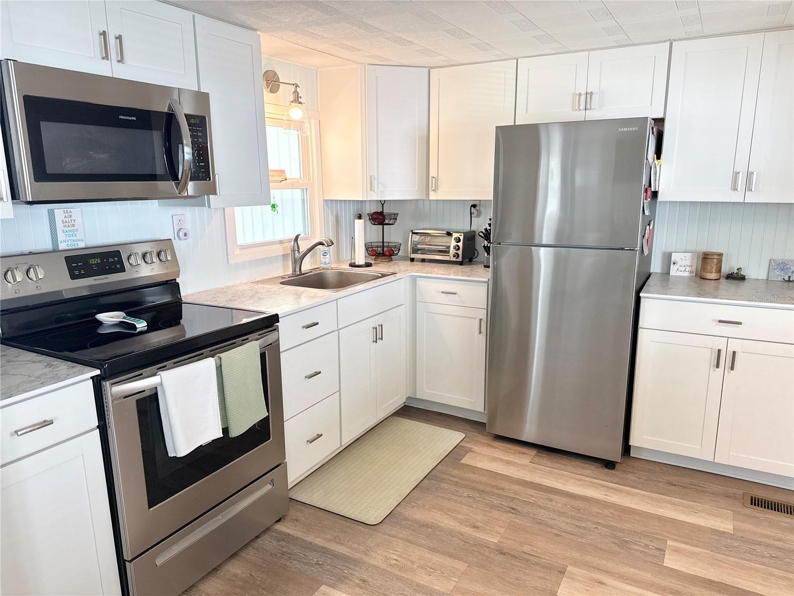 7214 MOUNT FAIRFIELD ROAD NE, #527, St Petersburg, FL 33702
