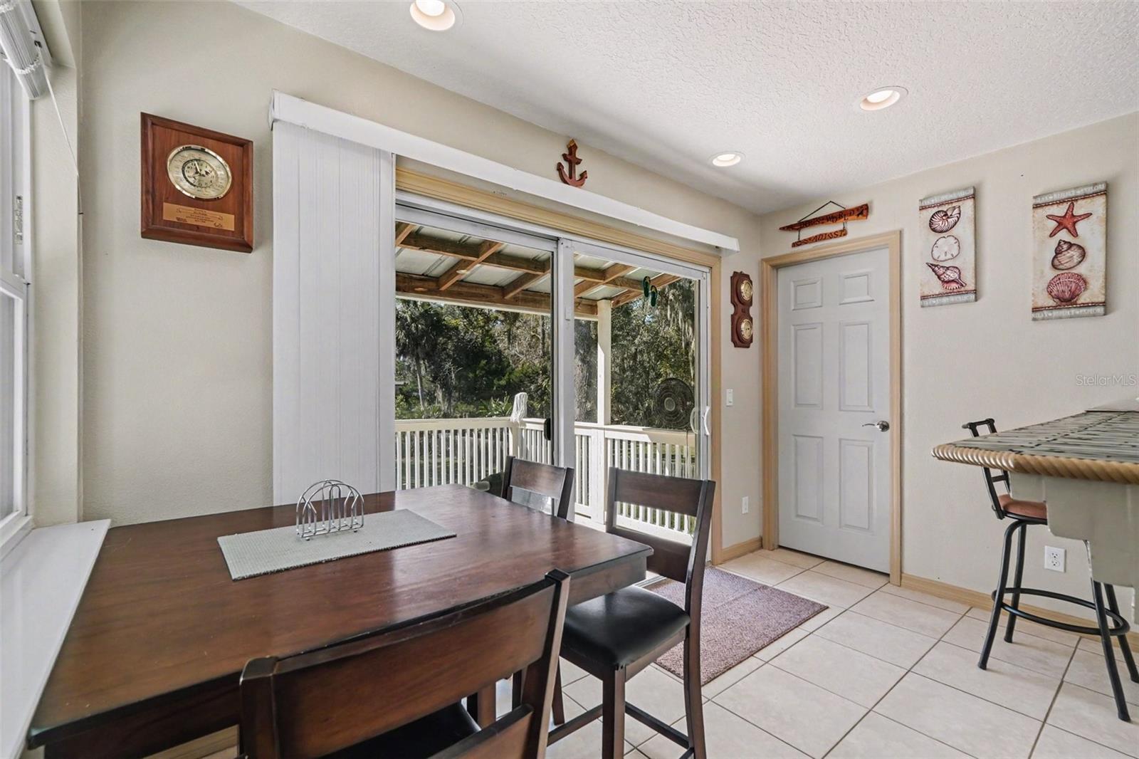 6101 AVENUE OF THE PALMS, Weeki Wachee, FL 34607