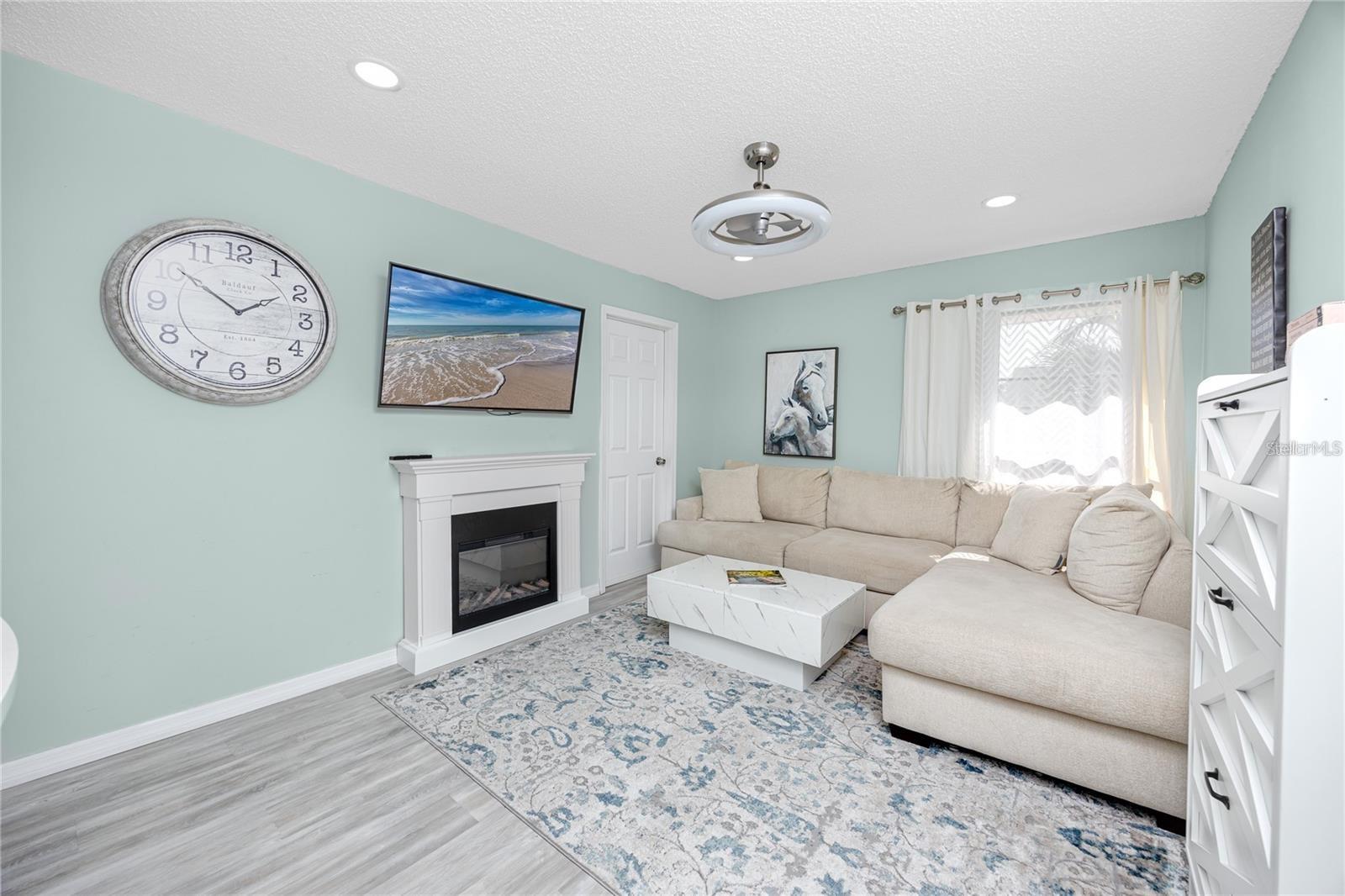 607 HAVEN PLACE, #607, Tarpon Springs, FL 34689