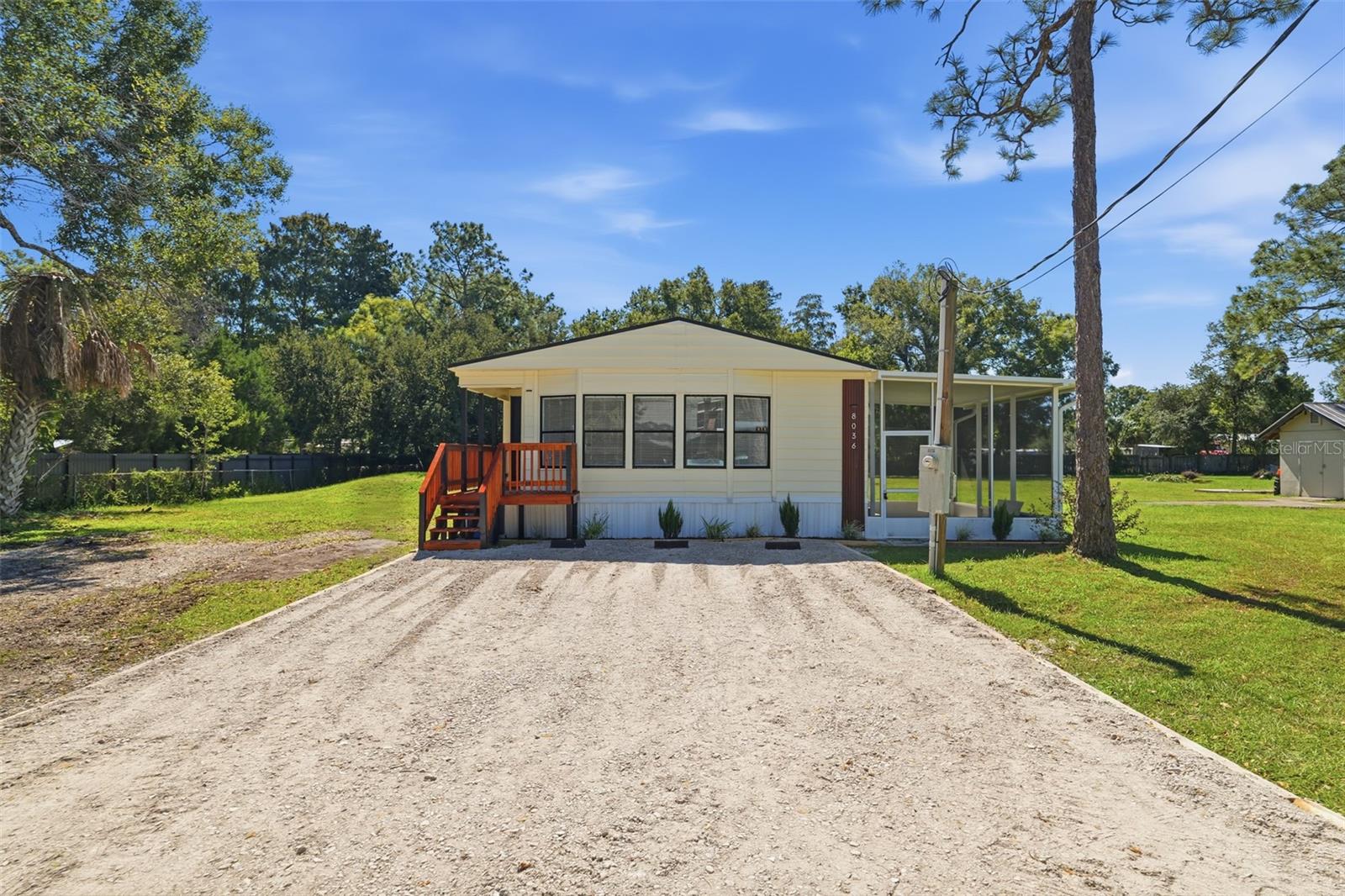 8036 S MEADOWVIEW CIR, Tampa, FL 33625