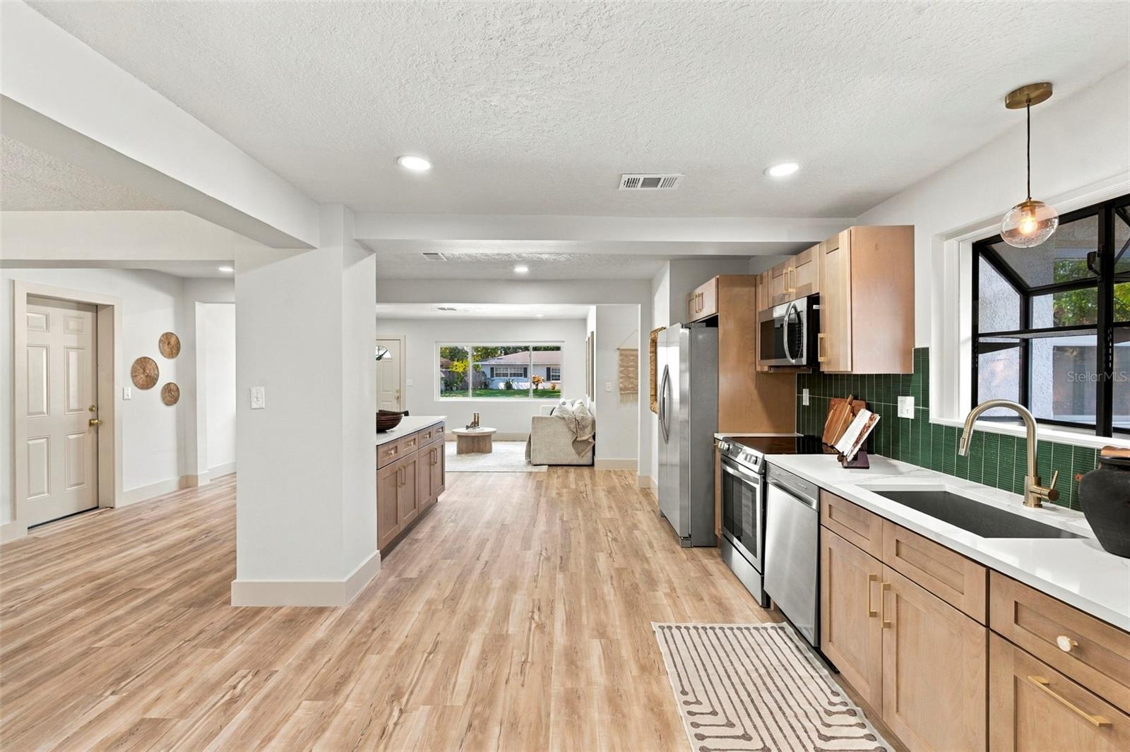 1405 ARDEN AVENUE, Clearwater, FL 33755