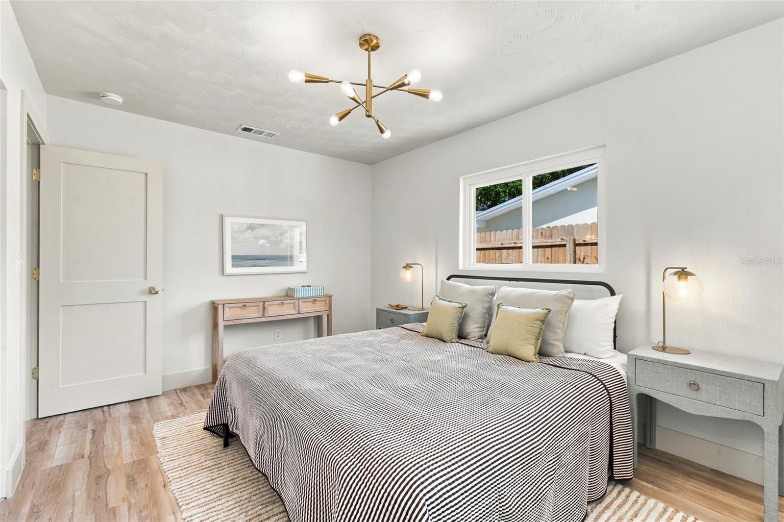 1405 ARDEN AVENUE, Clearwater, FL 33755