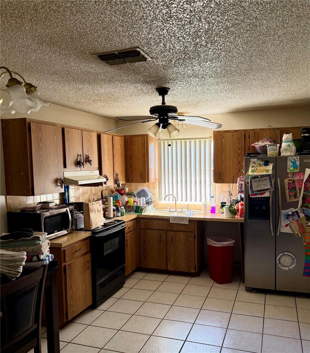 6761 44TH STREET N, Pinellas Park, FL 33781