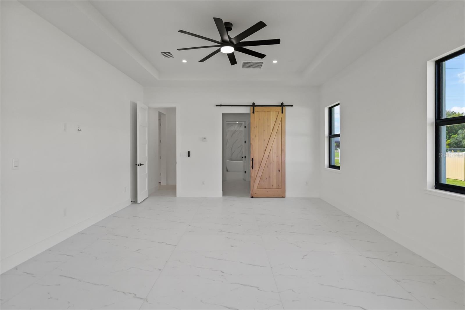 14080 SYDNEY ROAD, Dover, FL 33527