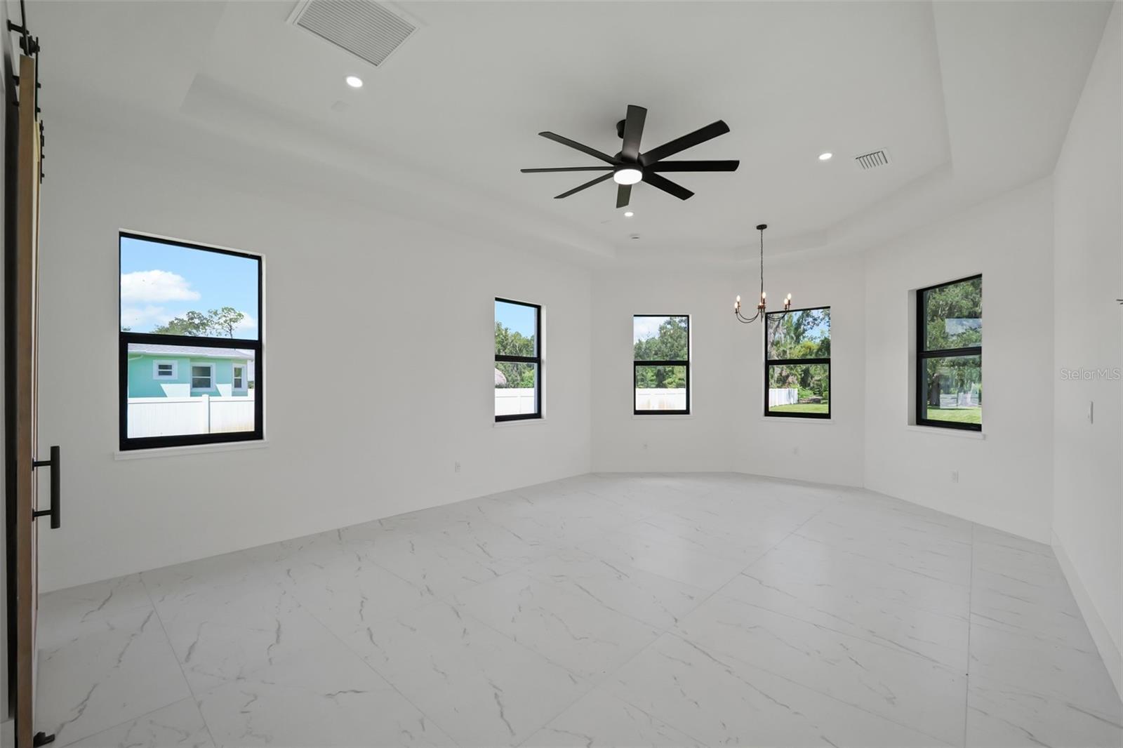 14080 SYDNEY ROAD, Dover, FL 33527