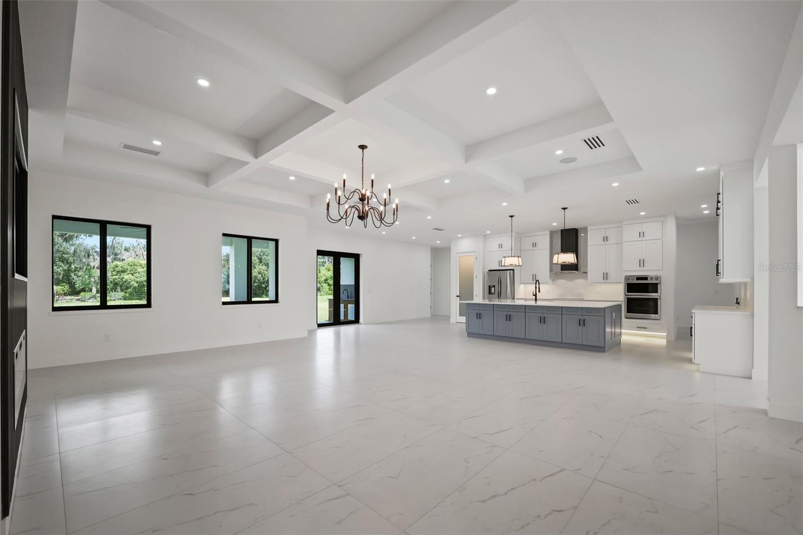 14080 SYDNEY ROAD, Dover, FL 33527