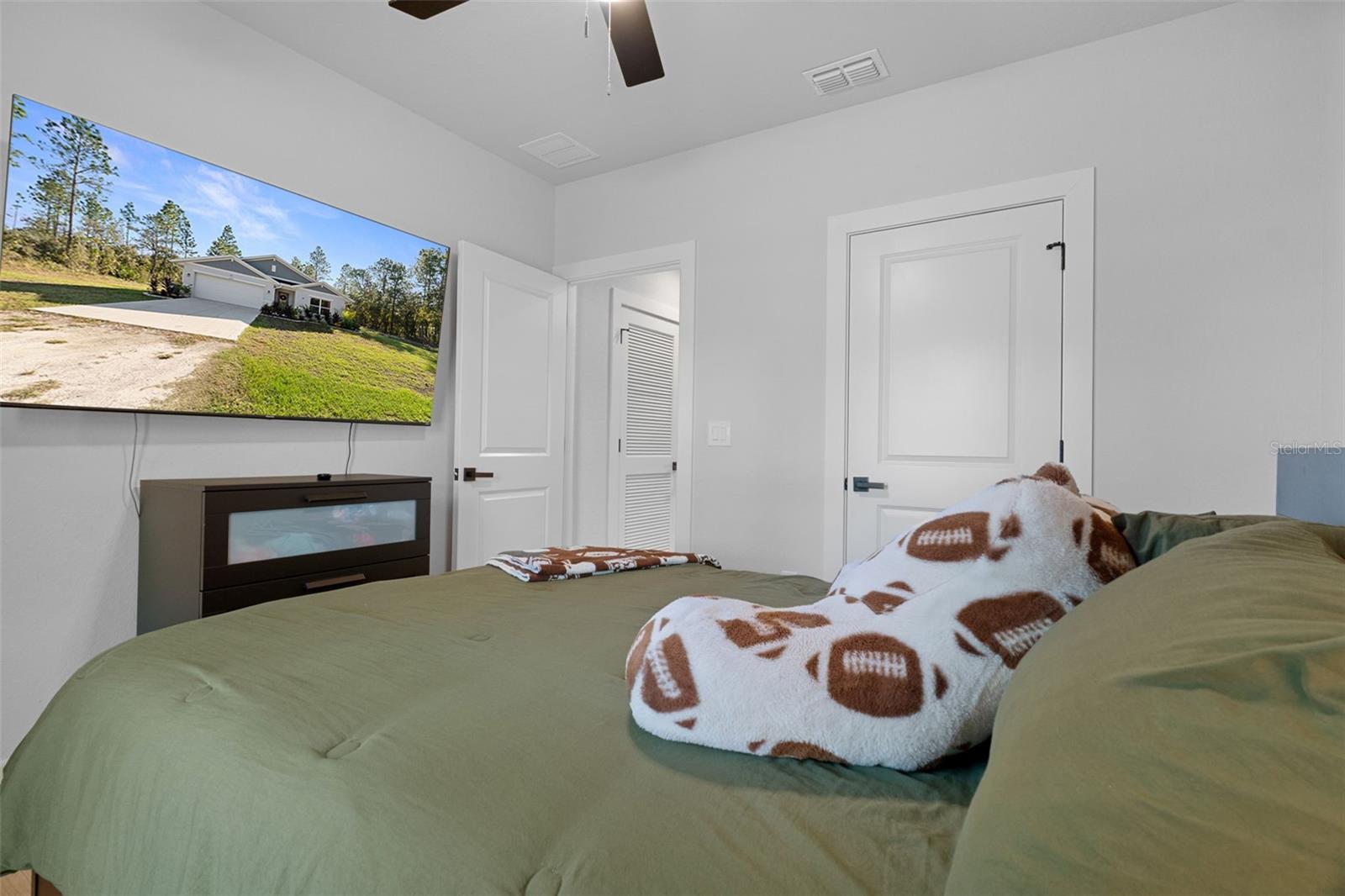 16204 MALDEN ROAD, Weeki Wachee, FL 34614