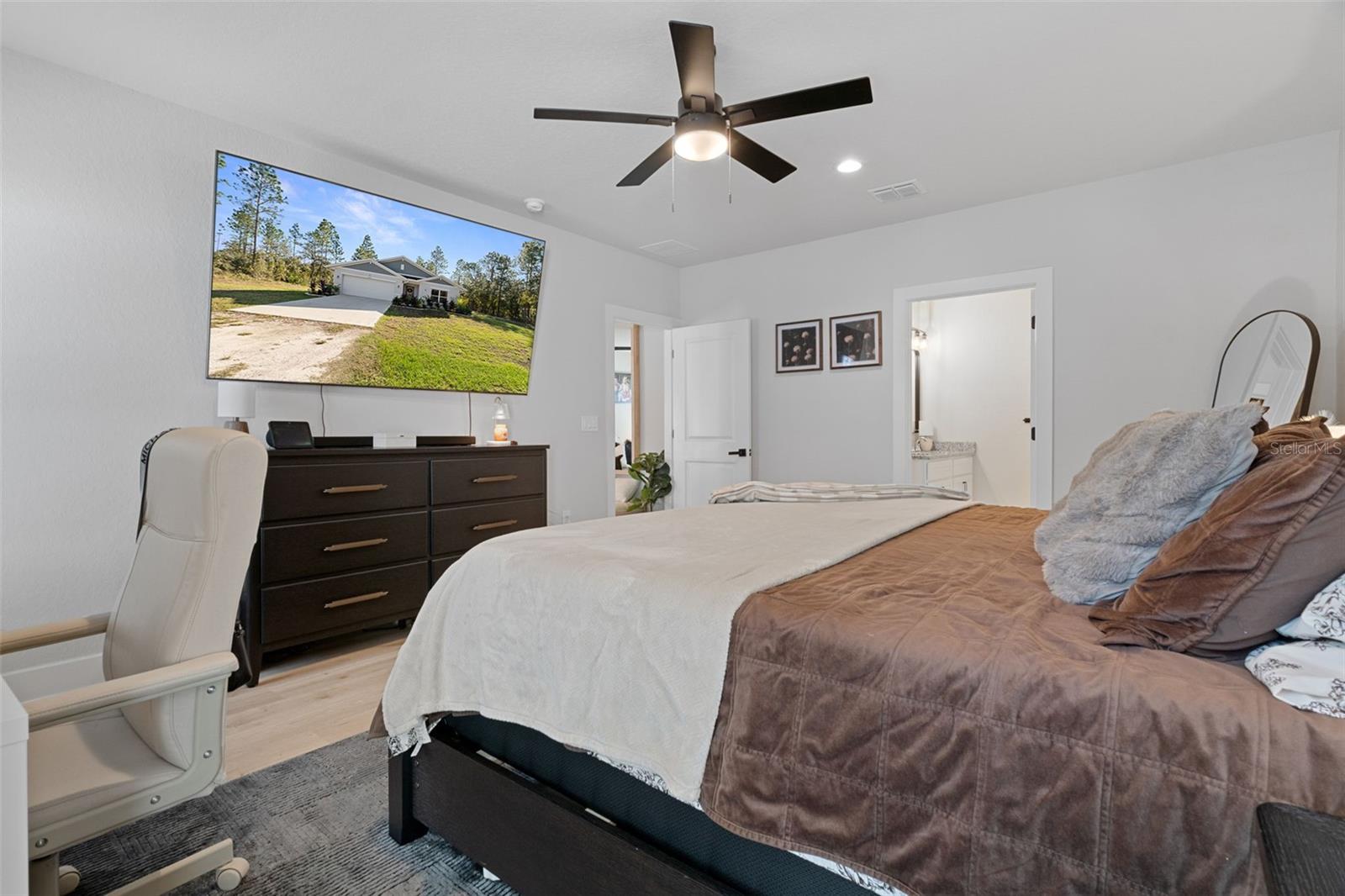 16204 MALDEN ROAD, Weeki Wachee, FL 34614