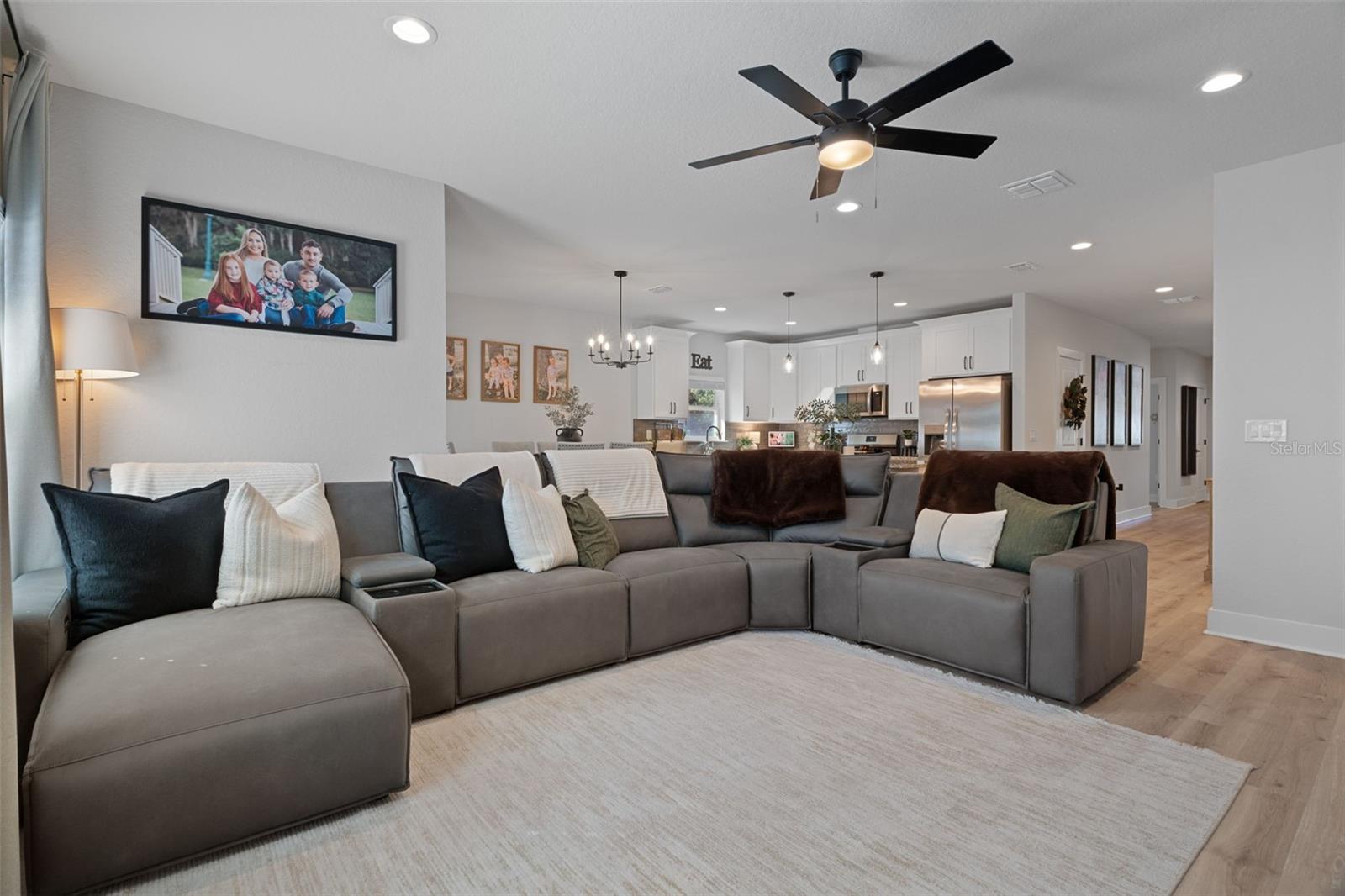16204 MALDEN ROAD, Weeki Wachee, FL 34614