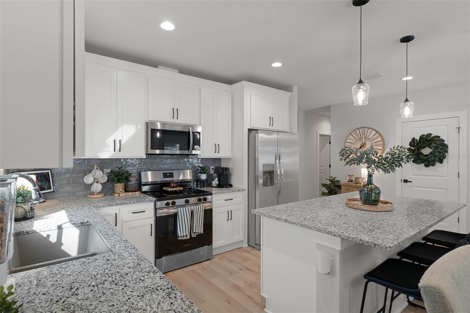 16204 MALDEN ROAD, Weeki Wachee, FL 34614