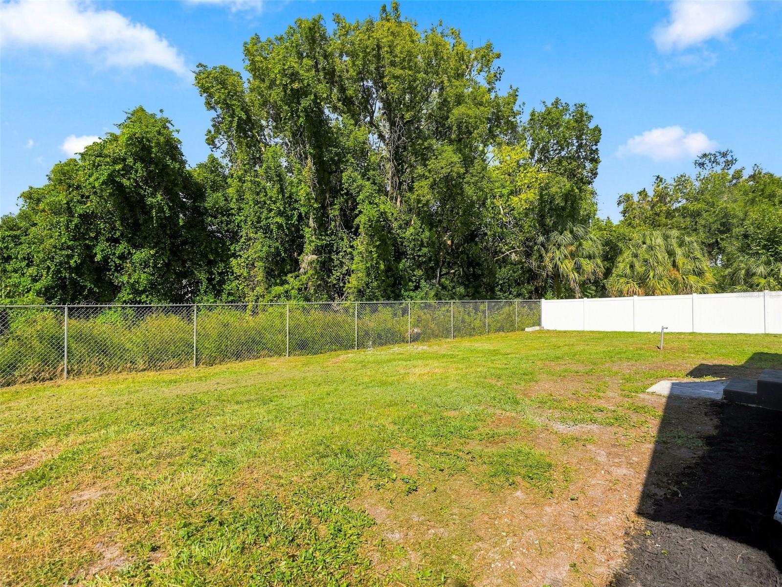 318 NE 4TH STREET, Webster, FL 33597