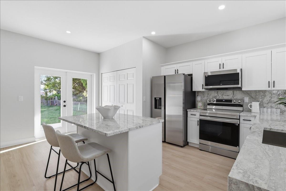 1305 E PARKER STREET, Lakeland, FL 33801