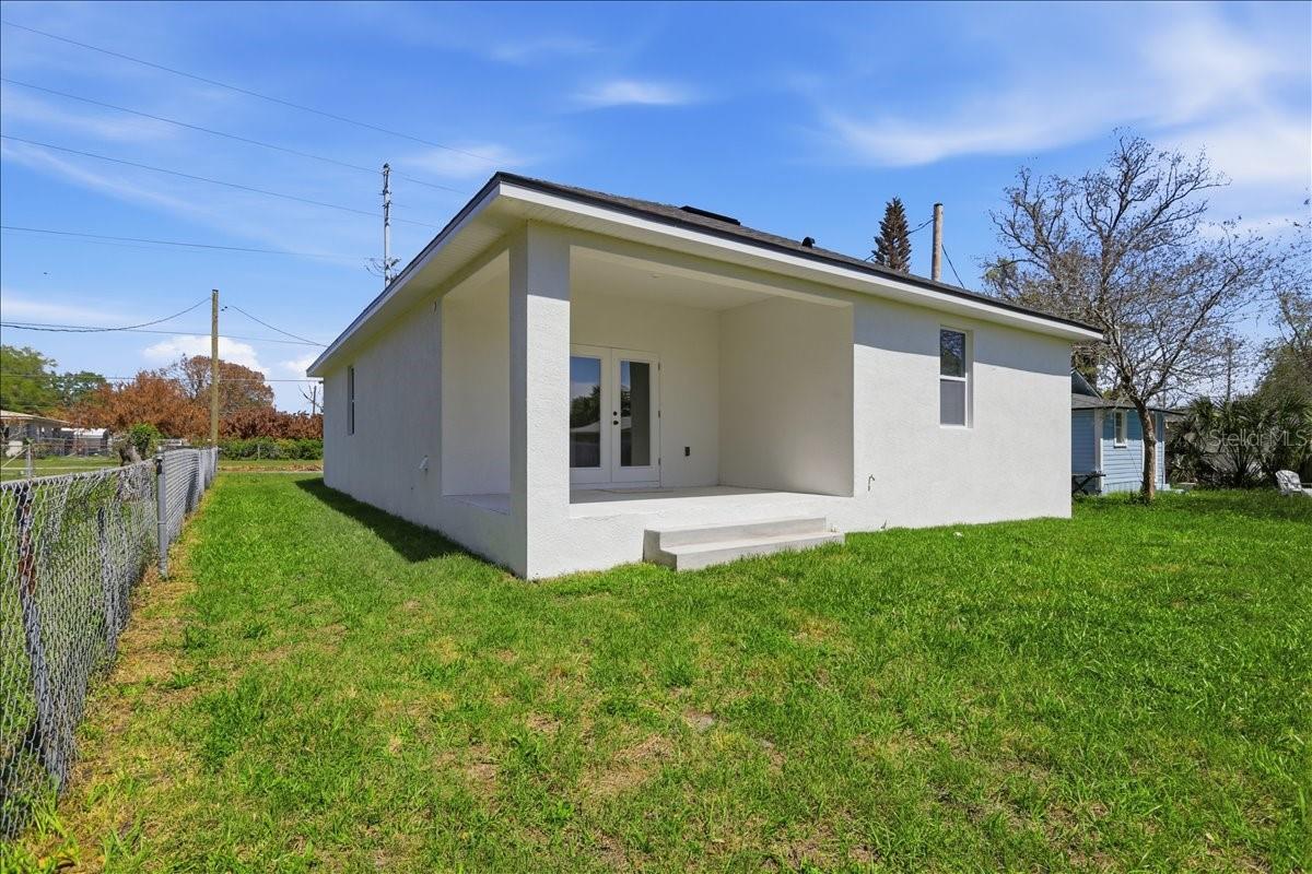 1305 E PARKER STREET, Lakeland, FL 33801