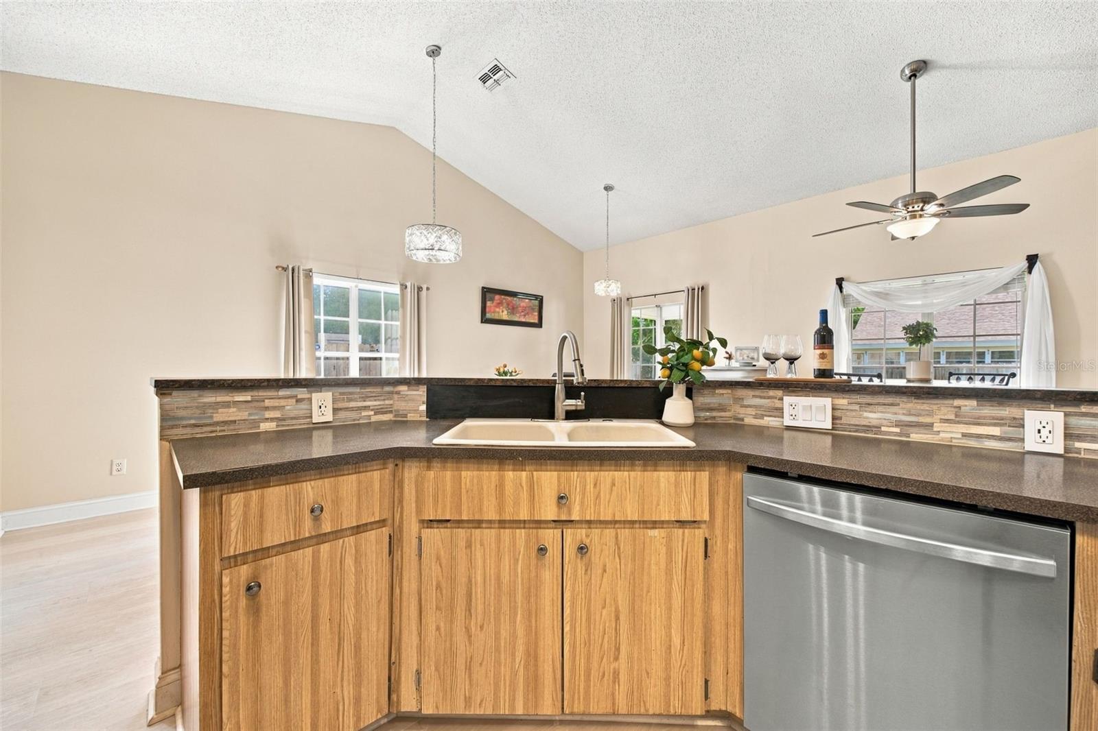 1509 RIDGE SHORE DRIVE, Tarpon Springs, FL 34689 1509 RIDGE SHORE DRIVE, Tarpon Springs, FL 34689