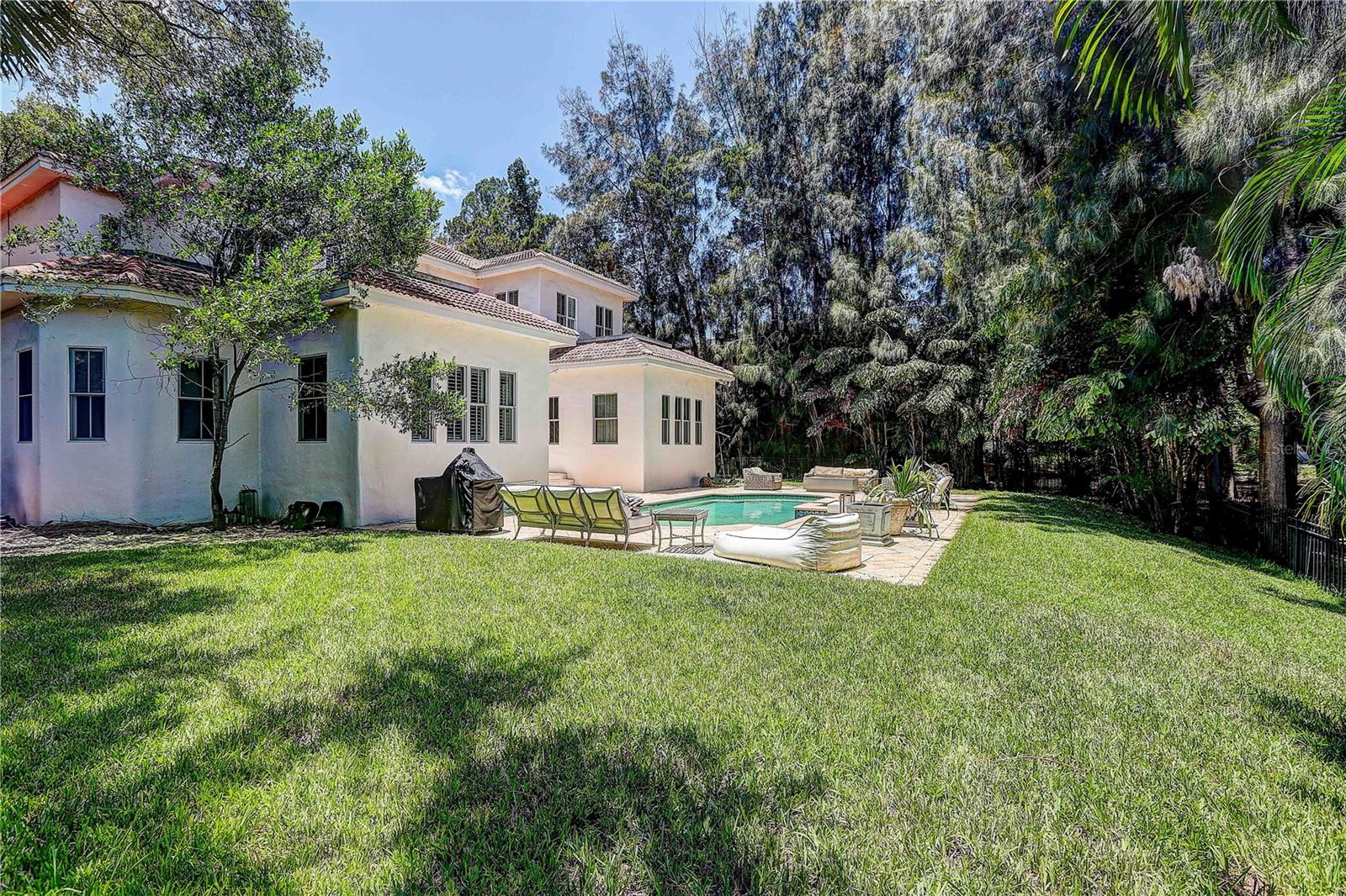 4621 W SAN JOSE STREET, Tampa, FL 33629