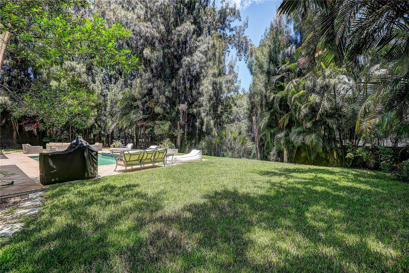 4621 W SAN JOSE STREET, Tampa, FL 33629