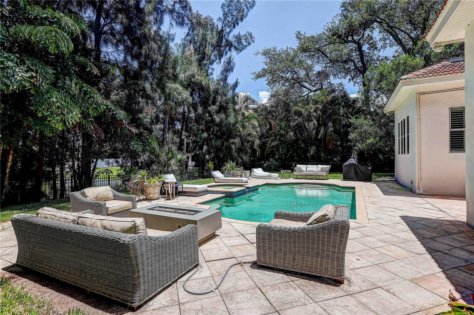 4621 W SAN JOSE STREET, Tampa, FL 33629