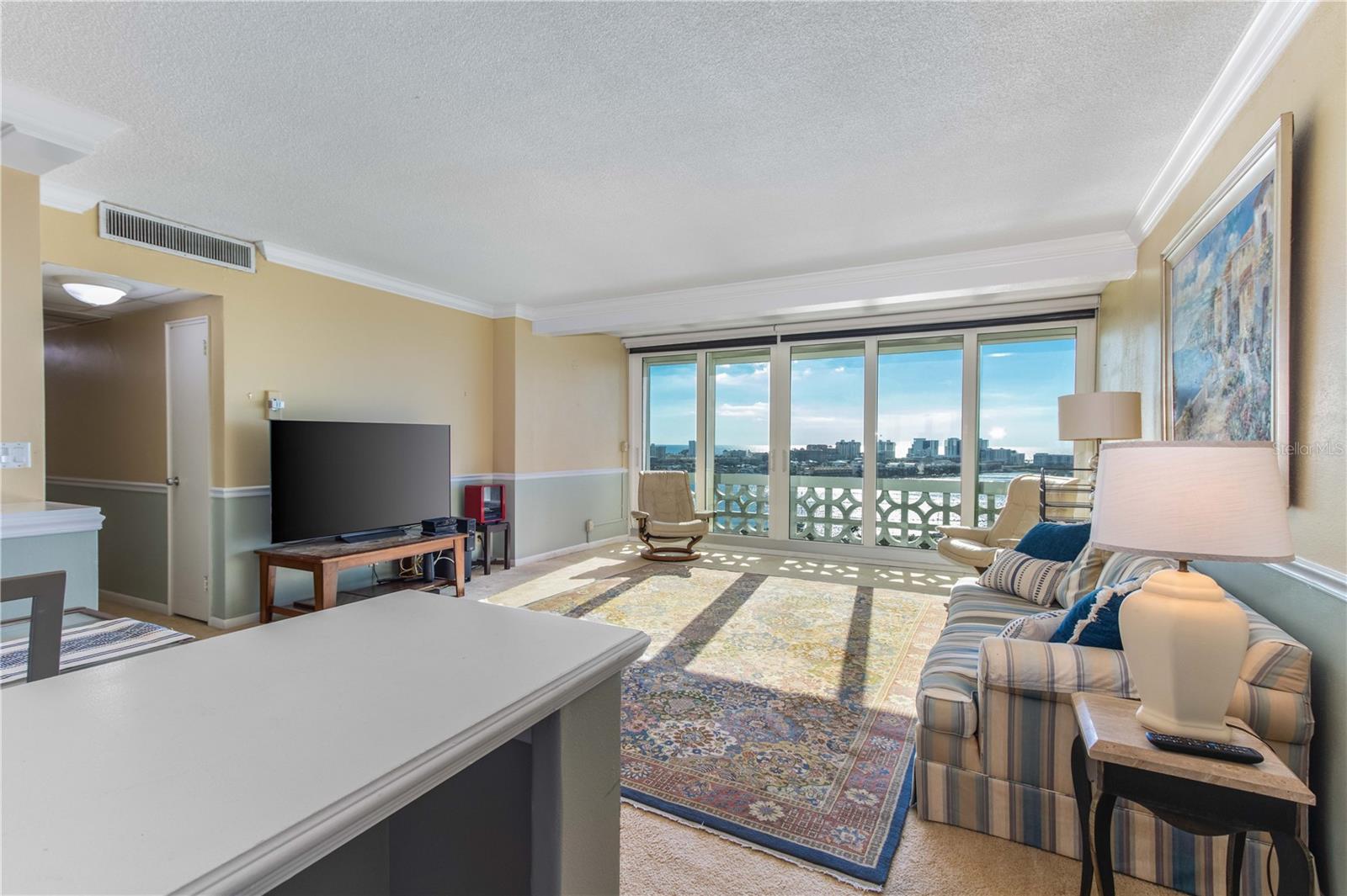 31 ISLAND WAY, #1507, Clearwater Beach, FL 33767