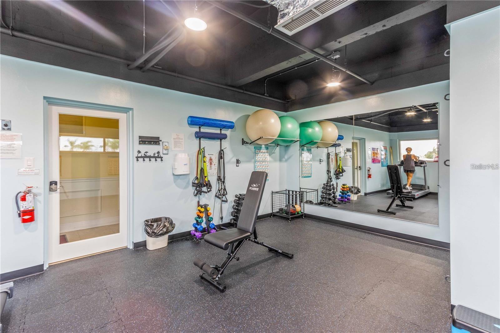 31 ISLAND WAY, #1507, Clearwater Beach, FL 33767