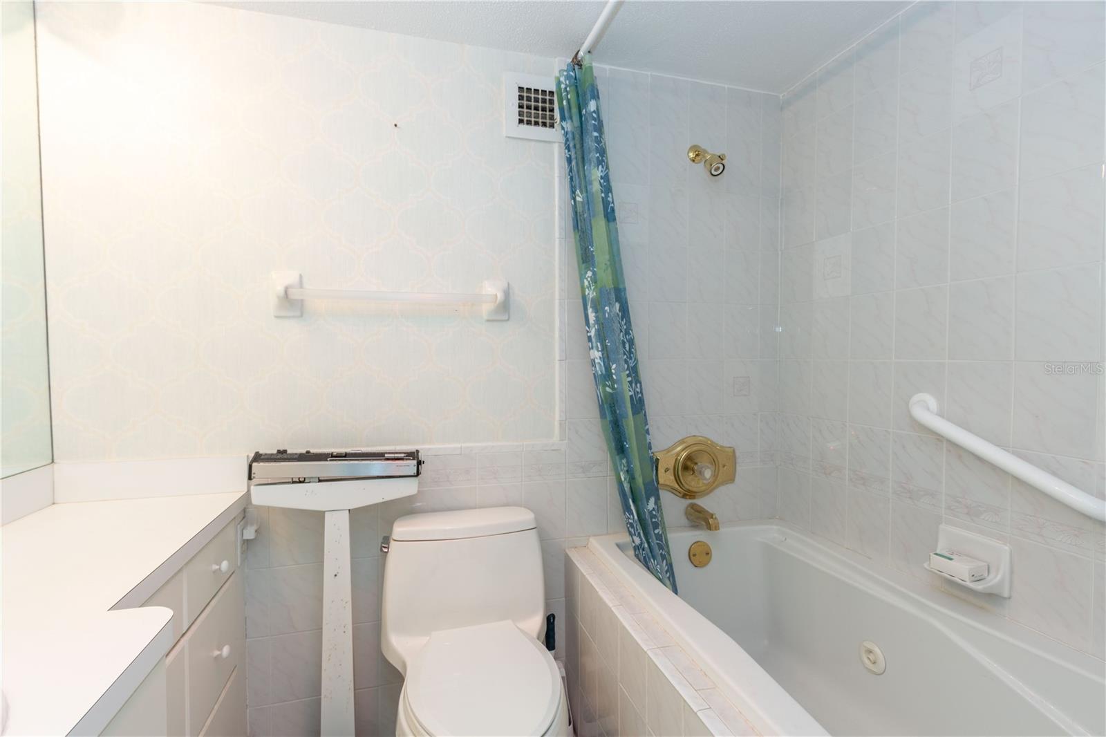 31 ISLAND WAY, #1507, Clearwater Beach, FL 33767