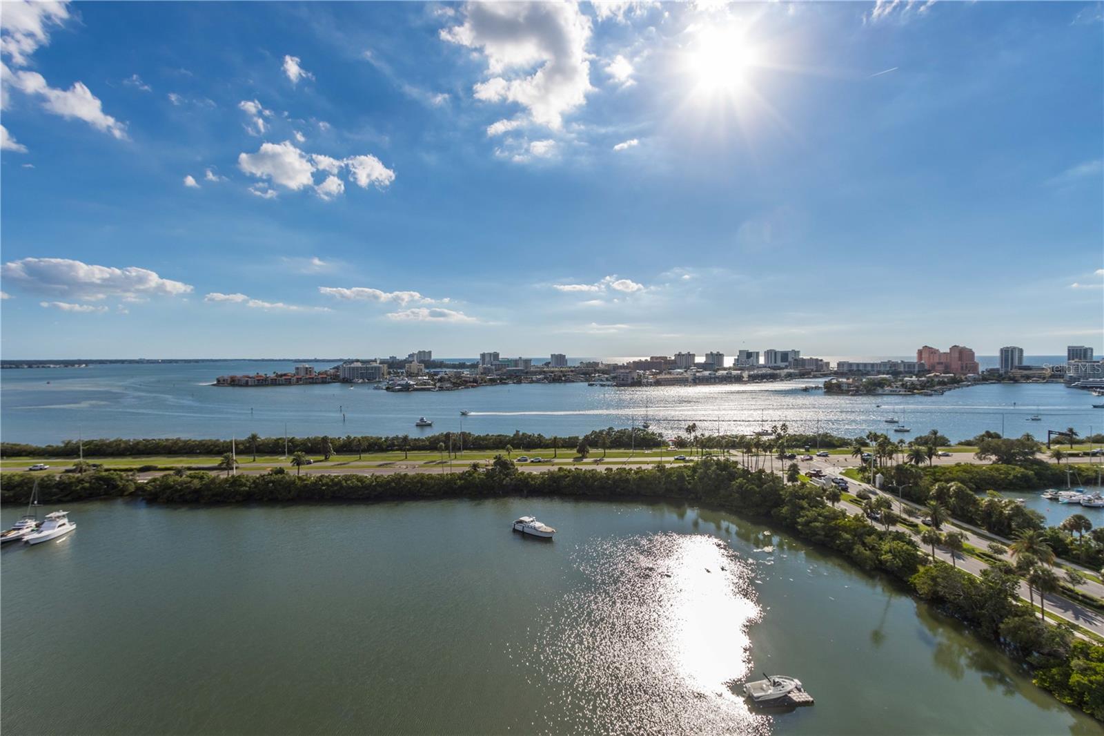 31 ISLAND WAY, #1507, Clearwater Beach, FL 33767
