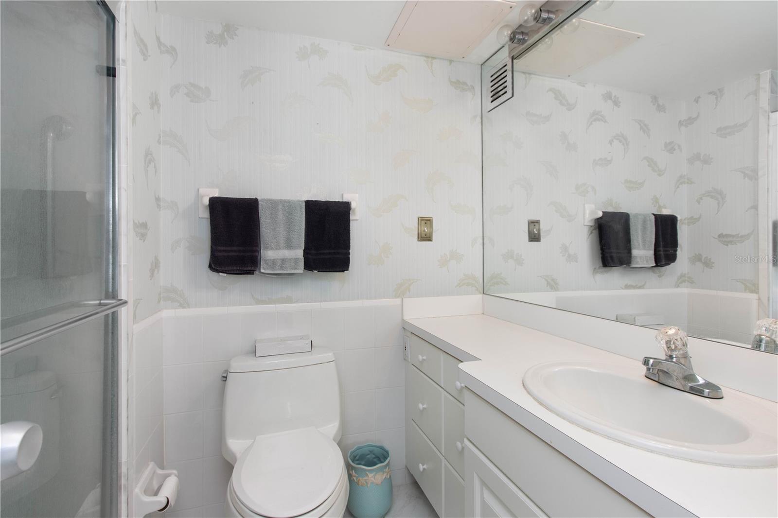 31 ISLAND WAY, #1507, Clearwater Beach, FL 33767