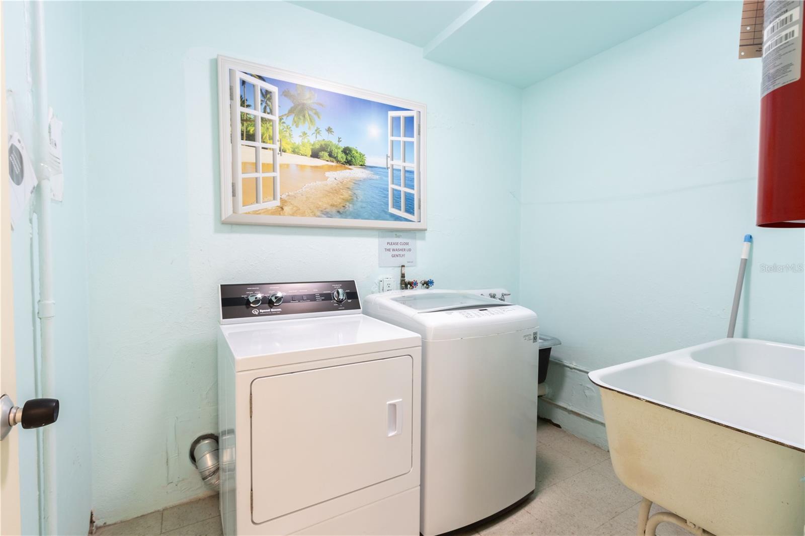 31 ISLAND WAY, #1507, Clearwater Beach, FL 33767
