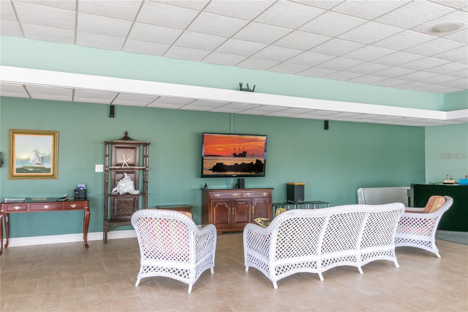 31 ISLAND WAY, #1507, Clearwater Beach, FL 33767