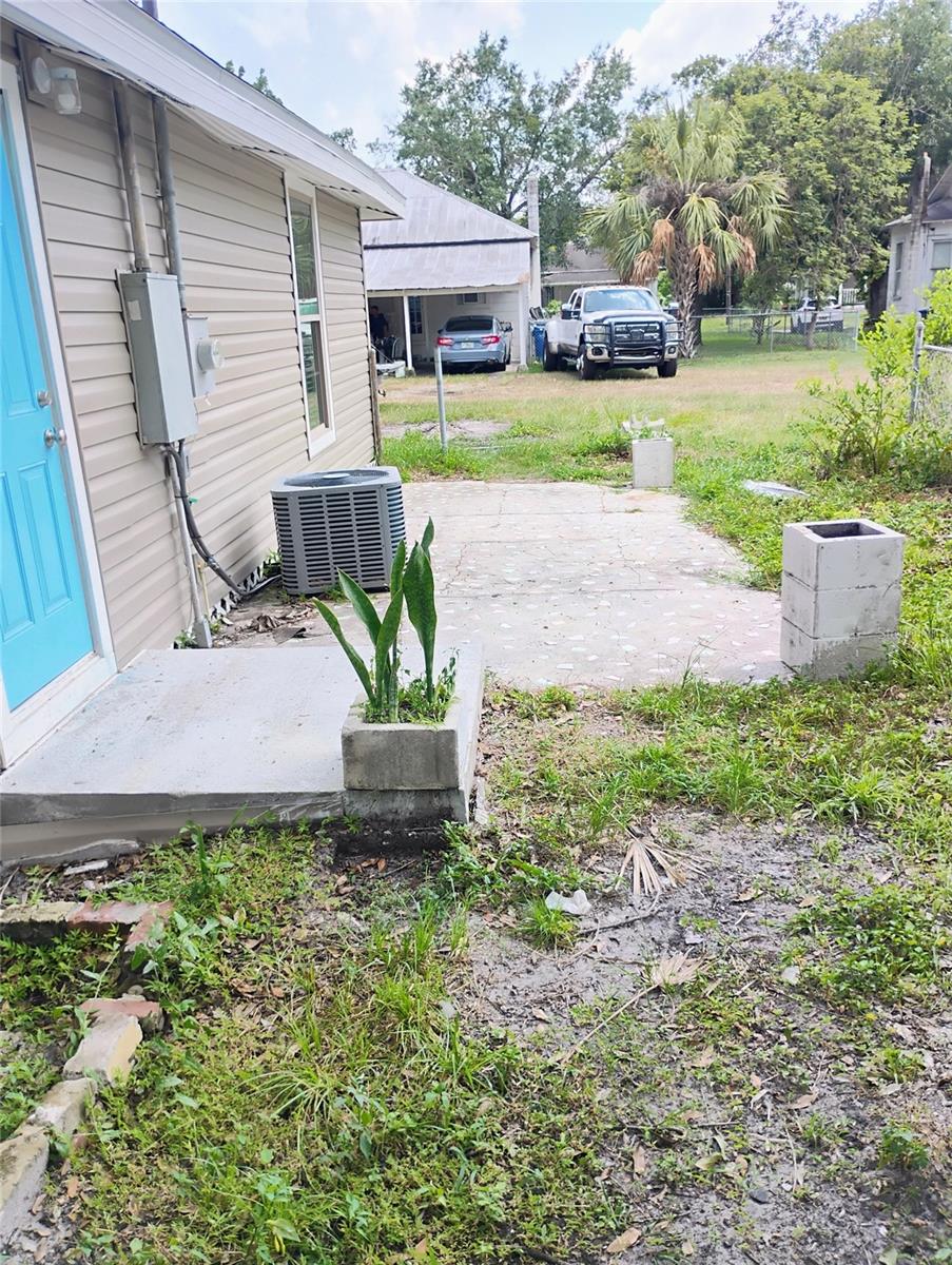 1009 NE 5TH STREET, Mulberry, FL 33860