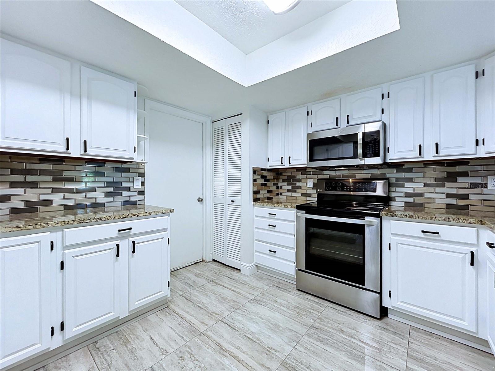 3202 PINE SHADOW DRIVE, Land O Lakes, FL 34639