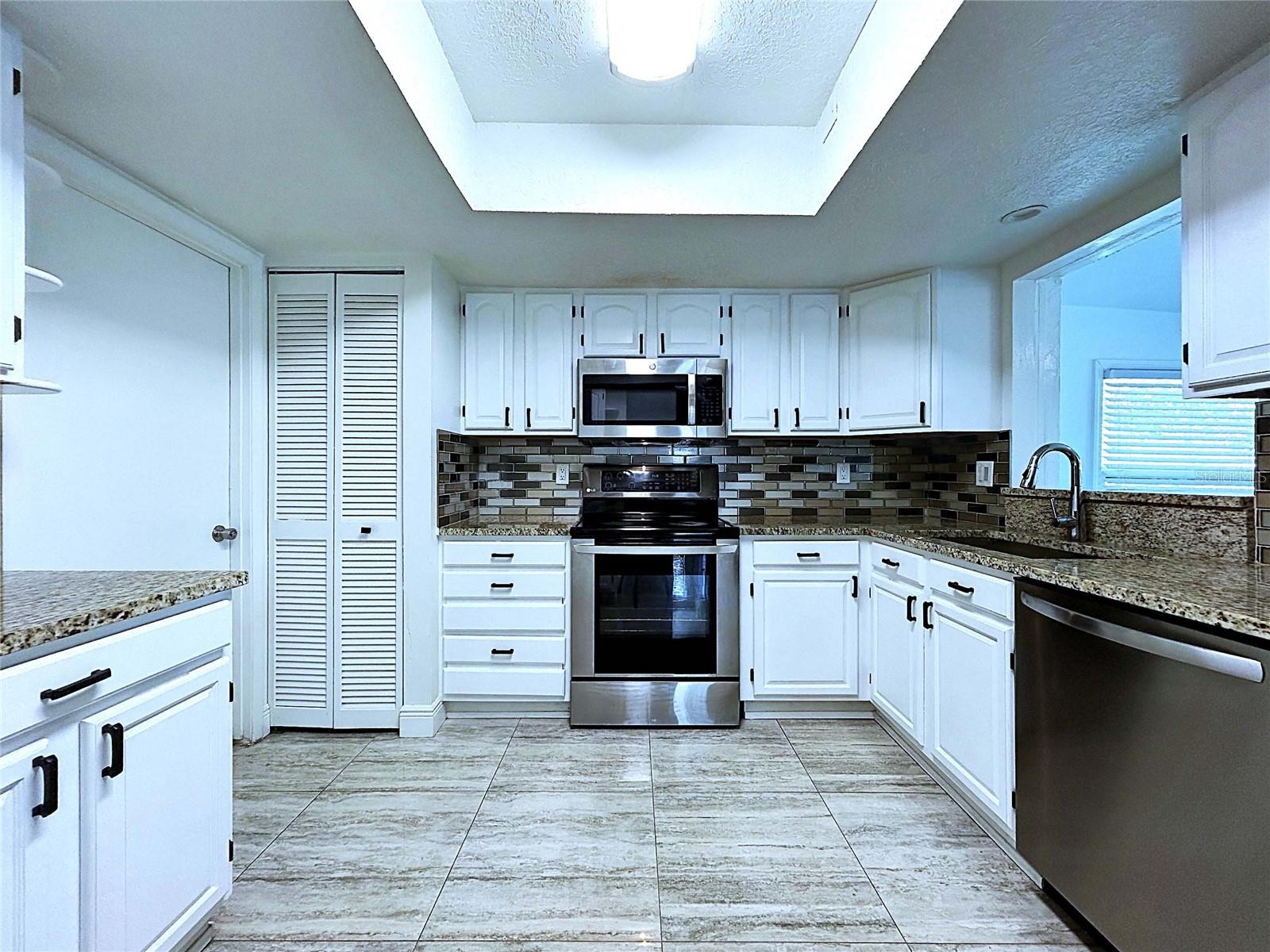 3202 PINE SHADOW DRIVE, Land O Lakes, FL 34639