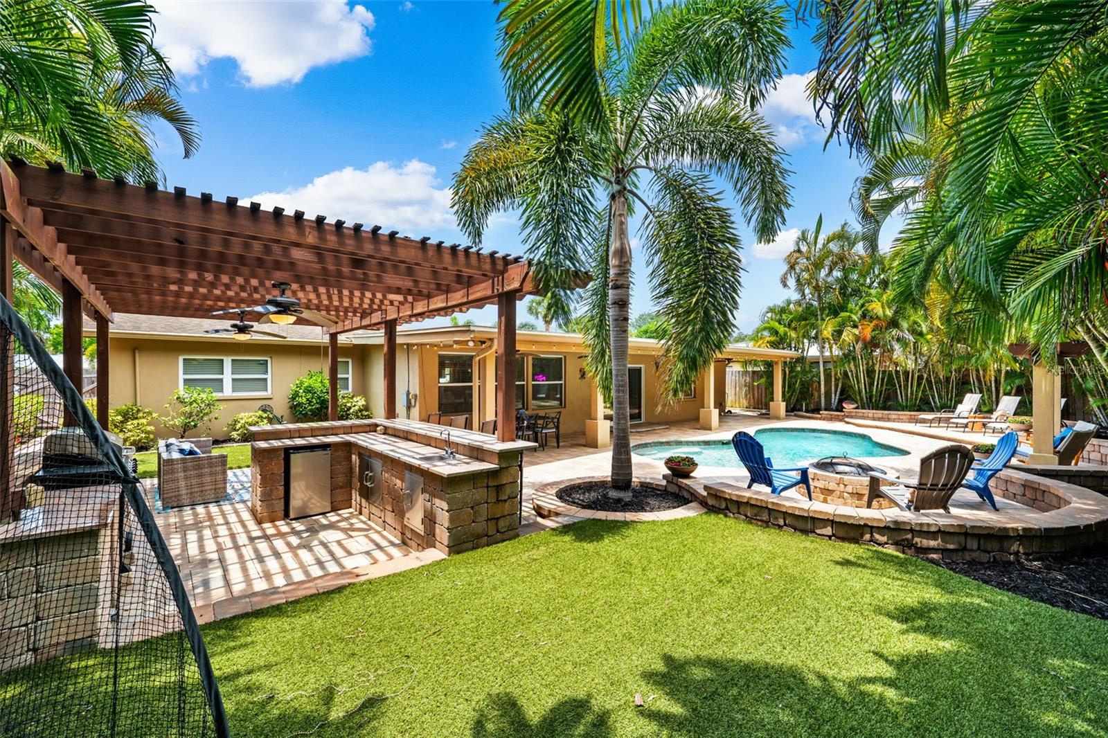 3935 W EDEN ROC CIRCLE, Tampa, FL 33634