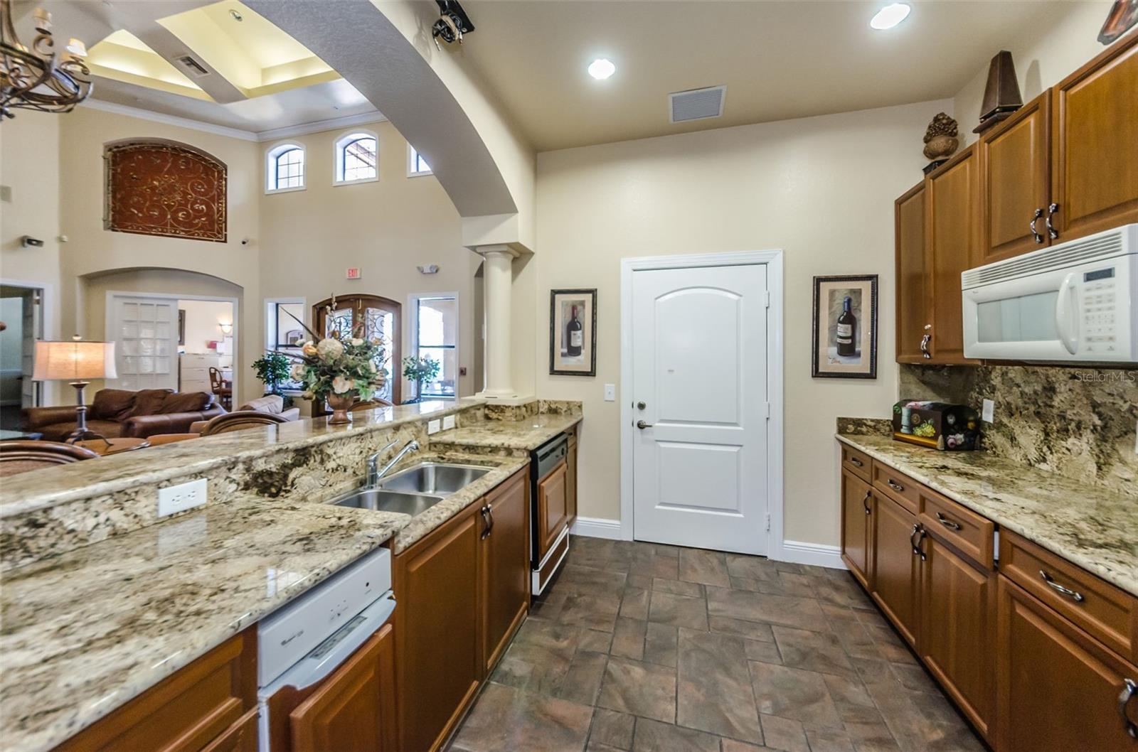 2138 CHIANTI PLACE, #142, Palm Harbor, FL 34683