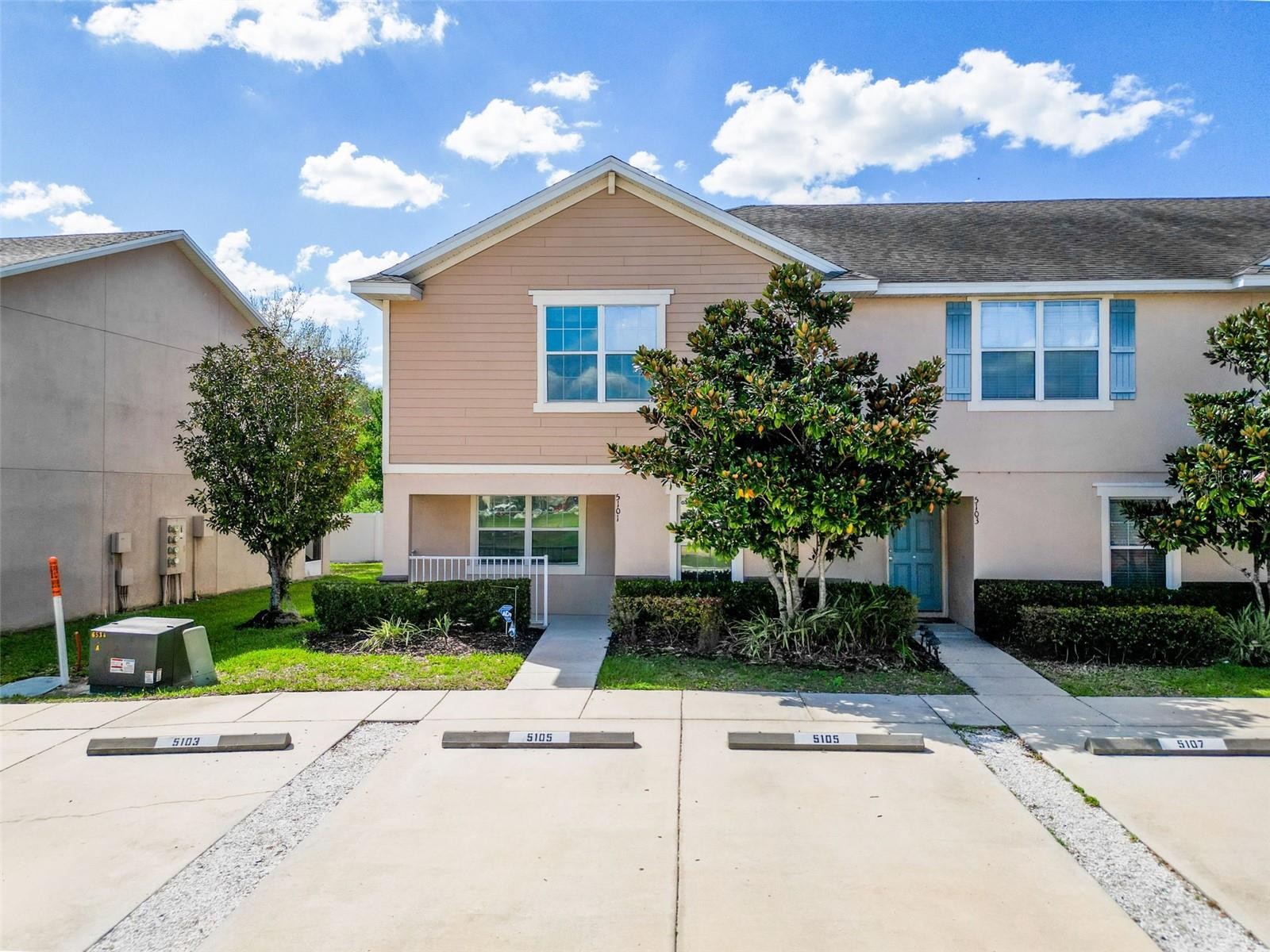 5101 CHIPOTLE LANE, Wesley Chapel, FL 33544