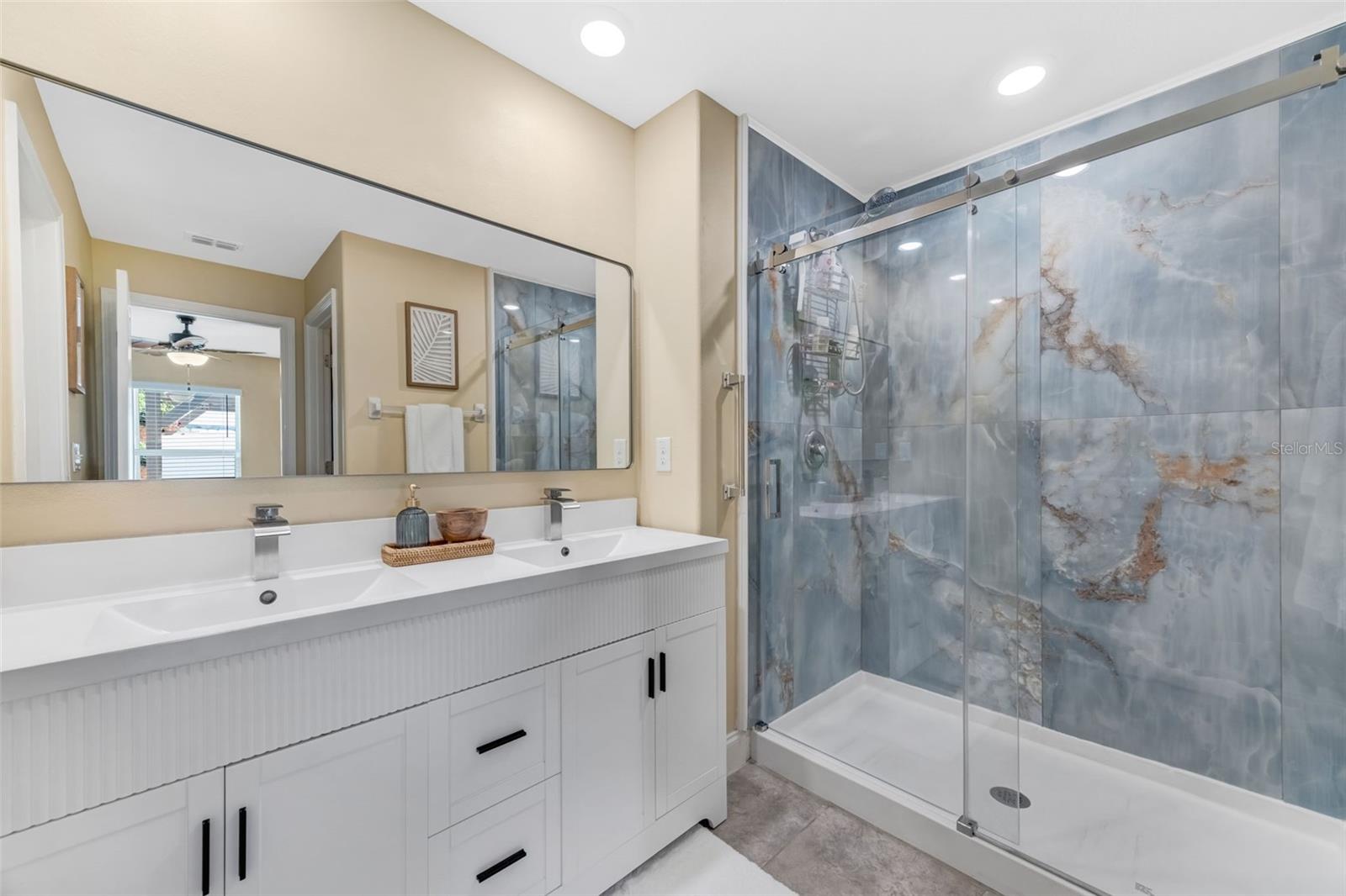 7235 SALT RIVER AVENUE, Sun City Center, FL 33573