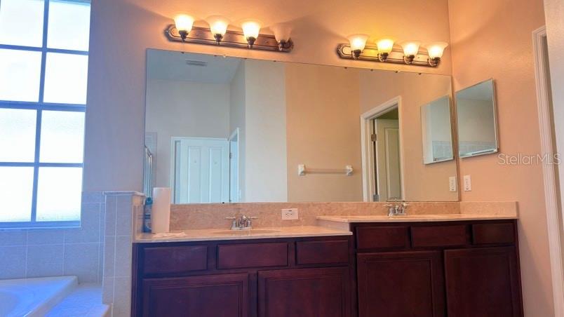 8346 LAGERFELD DRIVE, Land O Lakes, FL 34637