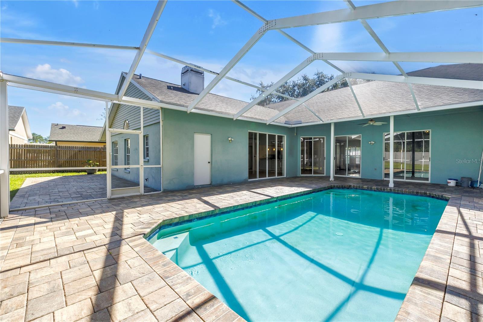 18520 SUNWARD LAKE PLACE, Lutz, FL 33549